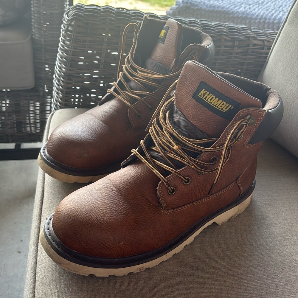 Khombu Men’s Work Boots